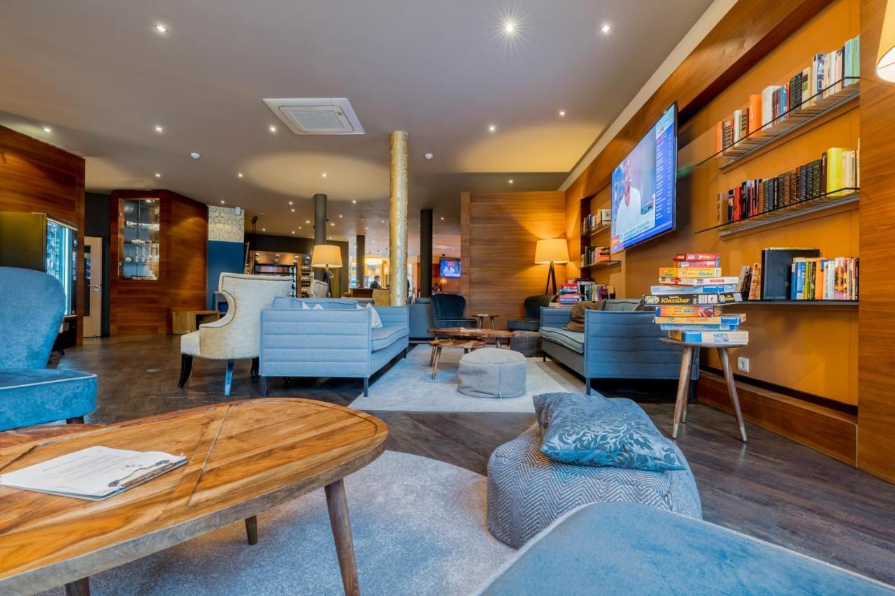 Hotel Bacchus Бенсхайм Екстериор снимка