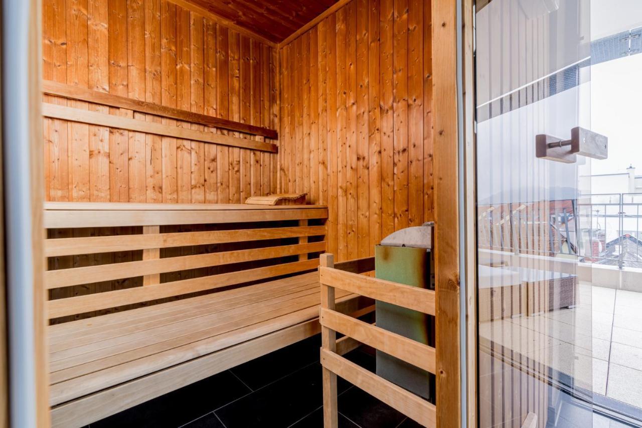 Hotel Bacchus Бенсхайм Екстериор снимка