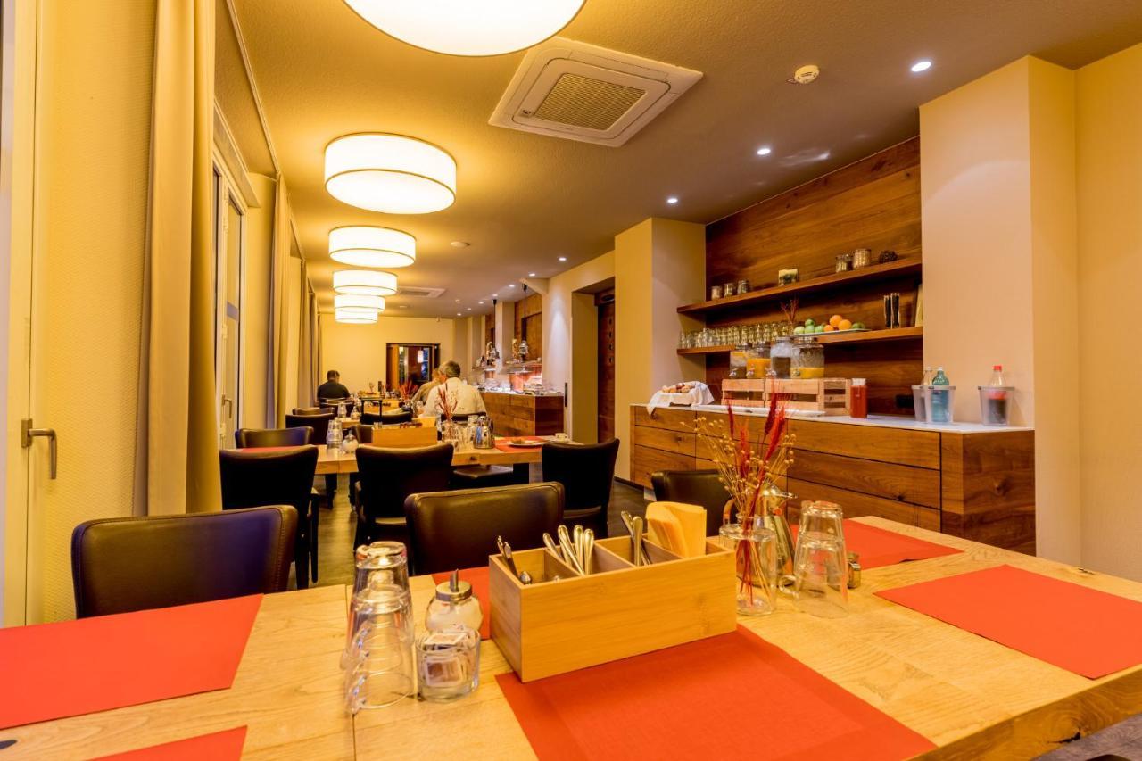 Hotel Bacchus Бенсхайм Екстериор снимка