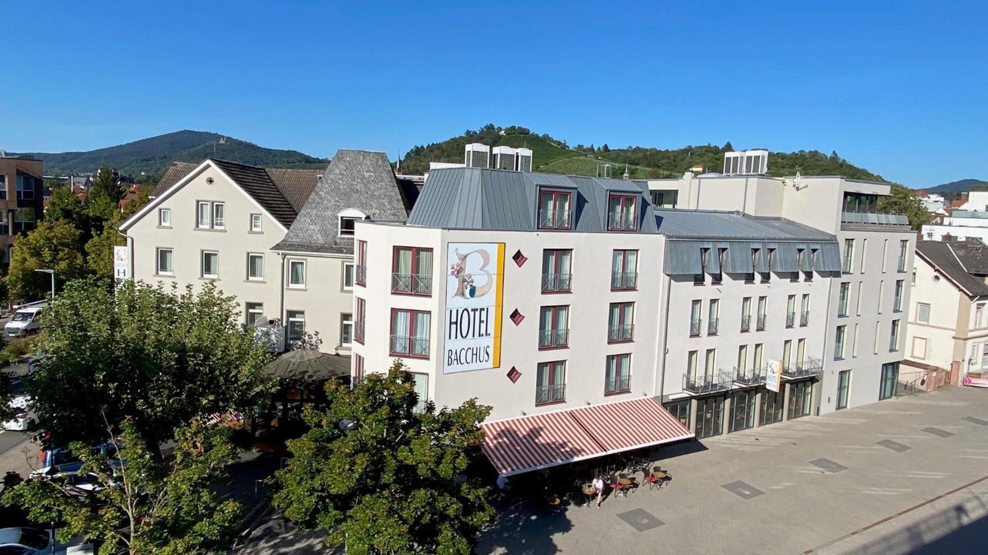 Hotel Bacchus Бенсхайм Екстериор снимка