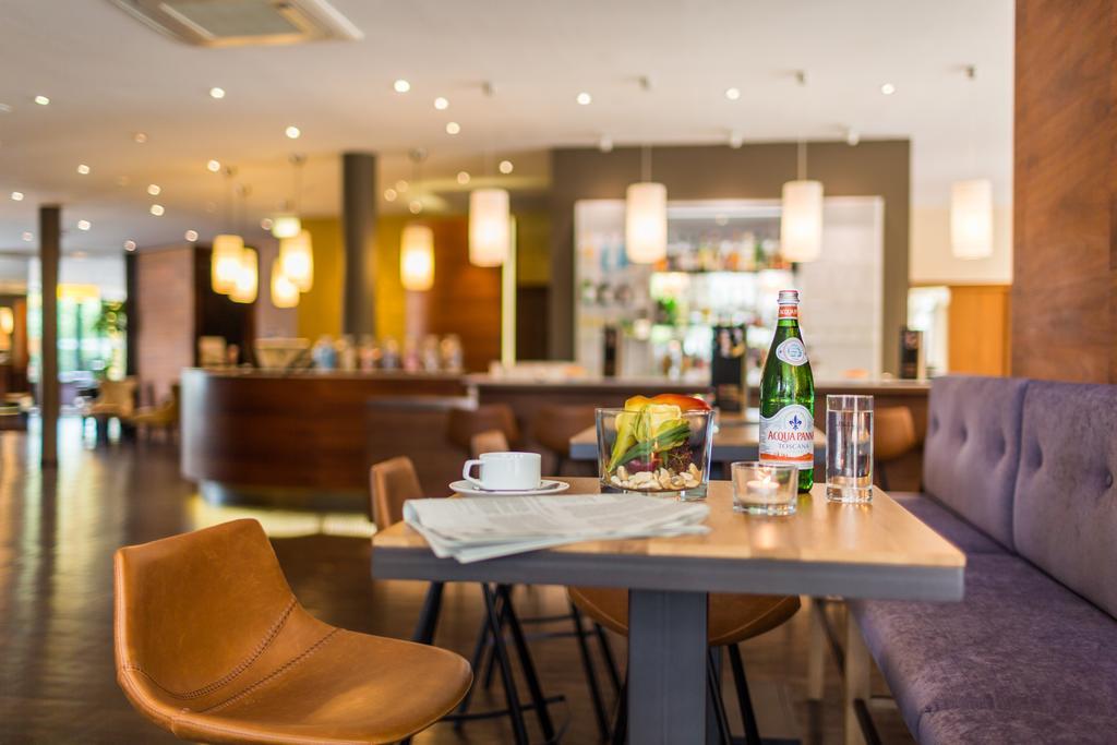 Hotel Bacchus Бенсхайм Екстериор снимка