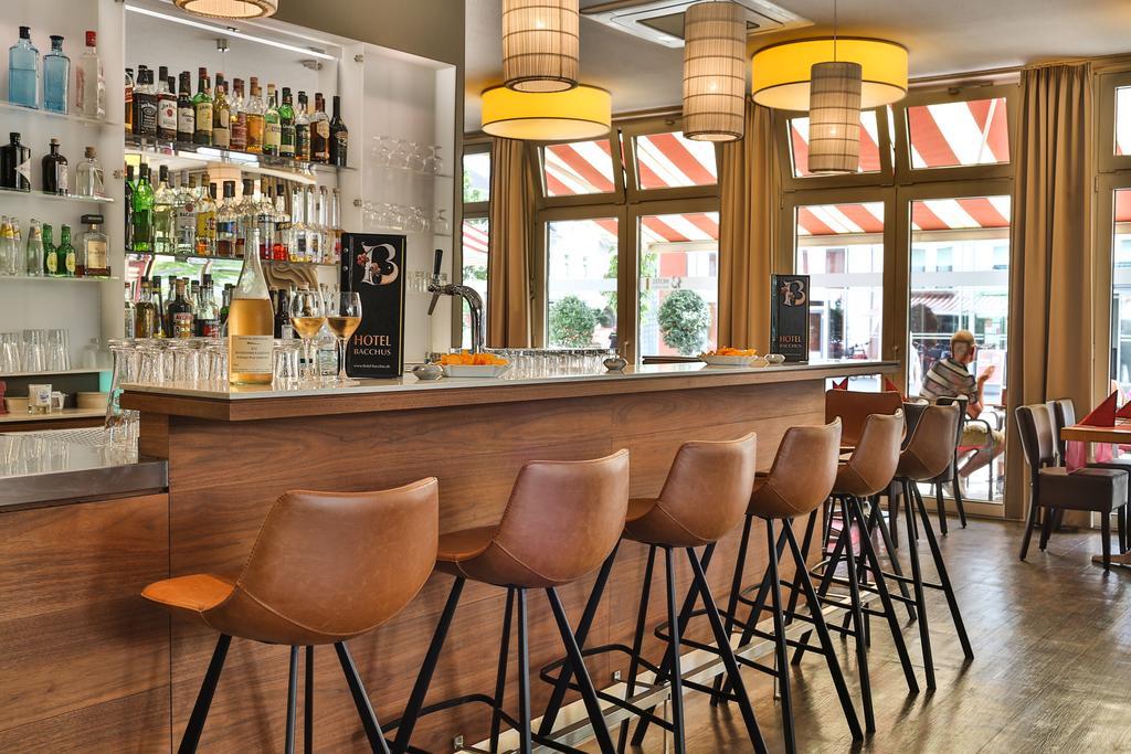 Hotel Bacchus Бенсхайм Екстериор снимка